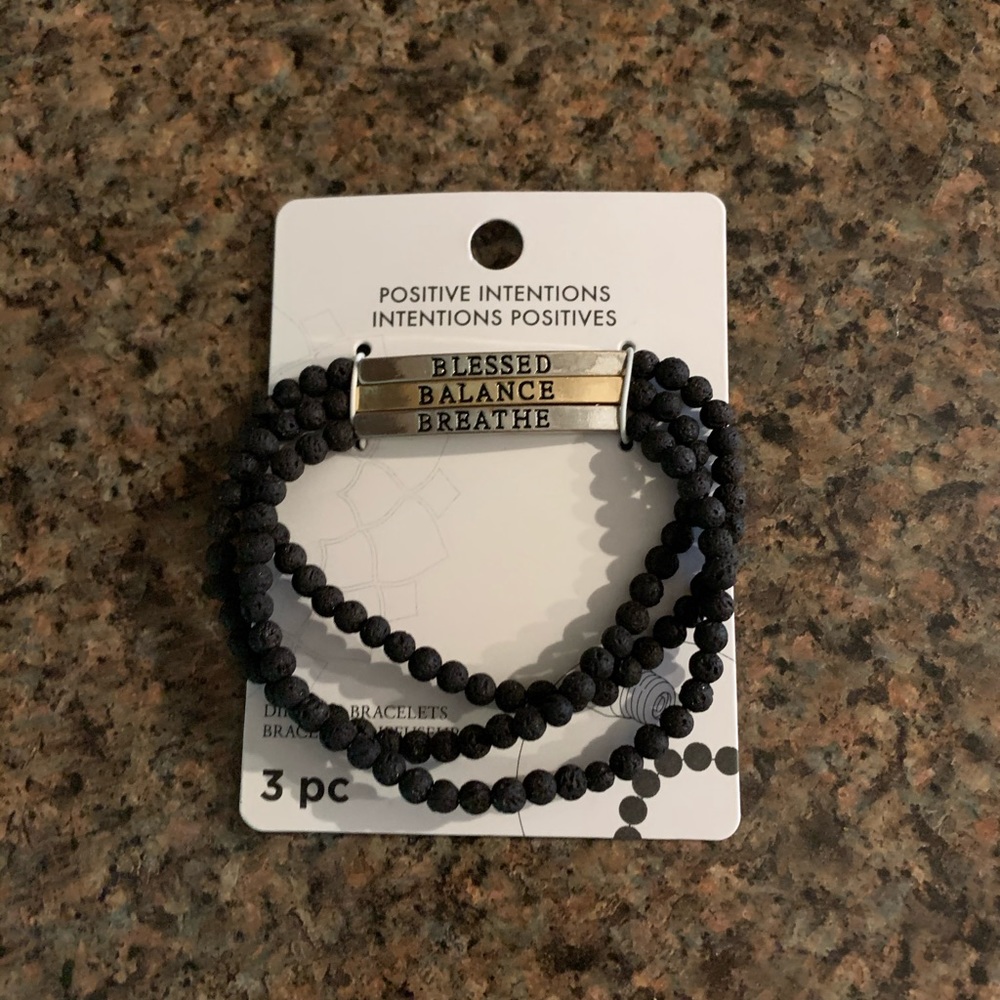 3 piece set diffuser bracelets - Picture 3 of 4